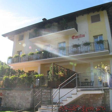 Casa Emilio Apartment Val Maria-Pur Luaran gambar