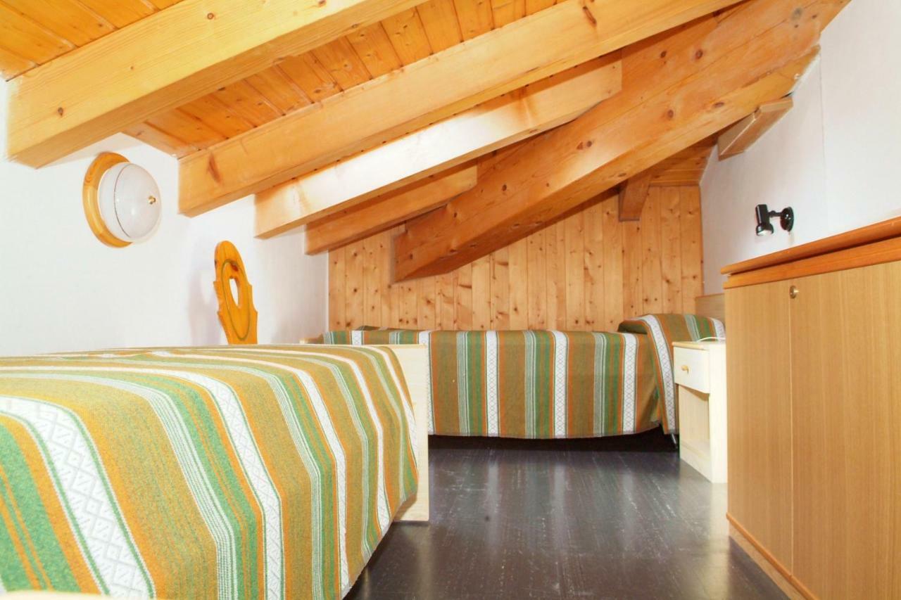 Casa Emilio Apartment Val Maria-Pur Bilik gambar